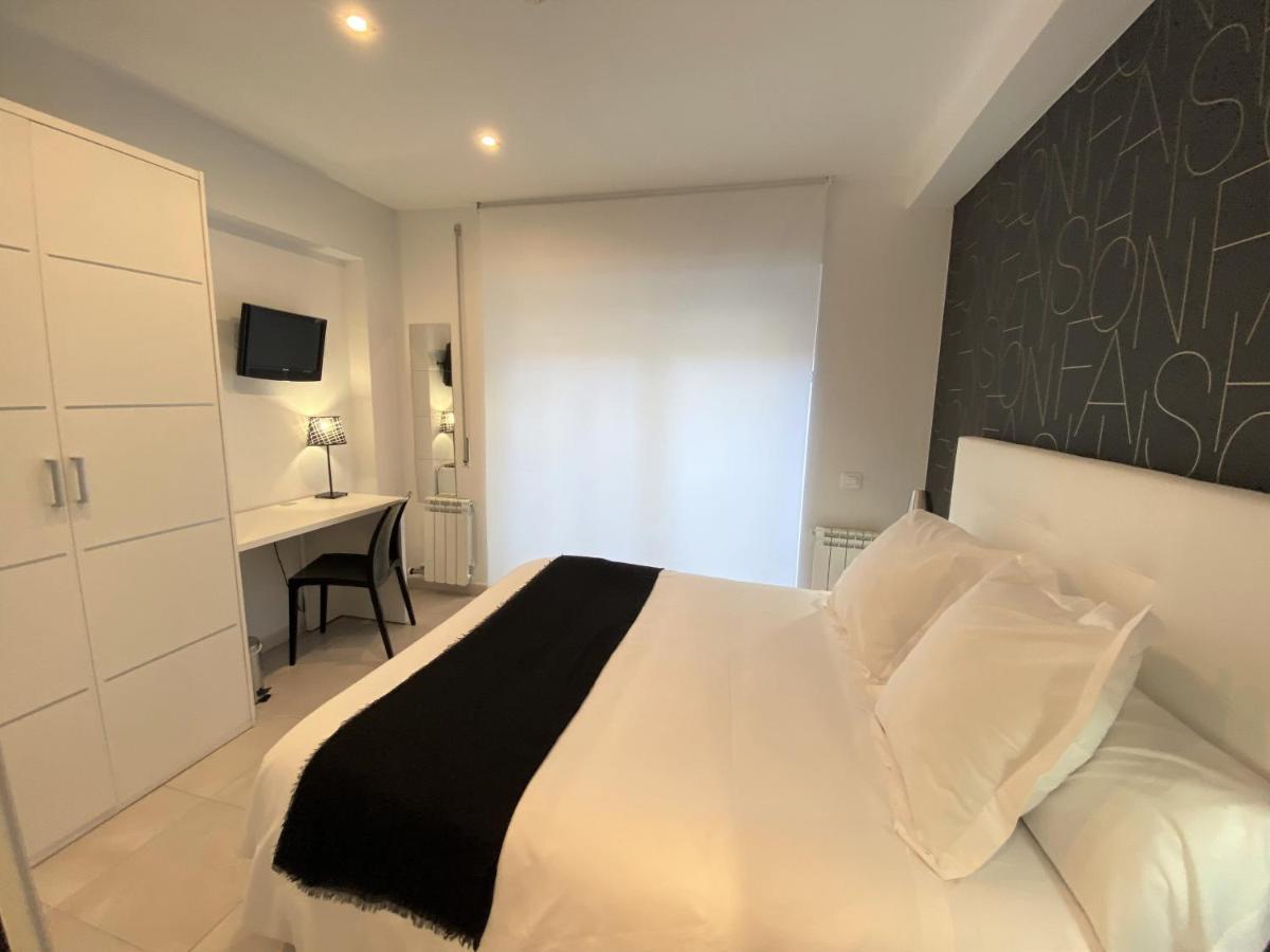 Hostal Somnis Suria Eksteriør billede