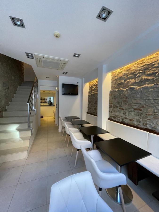 Hostal Somnis Suria Eksteriør billede