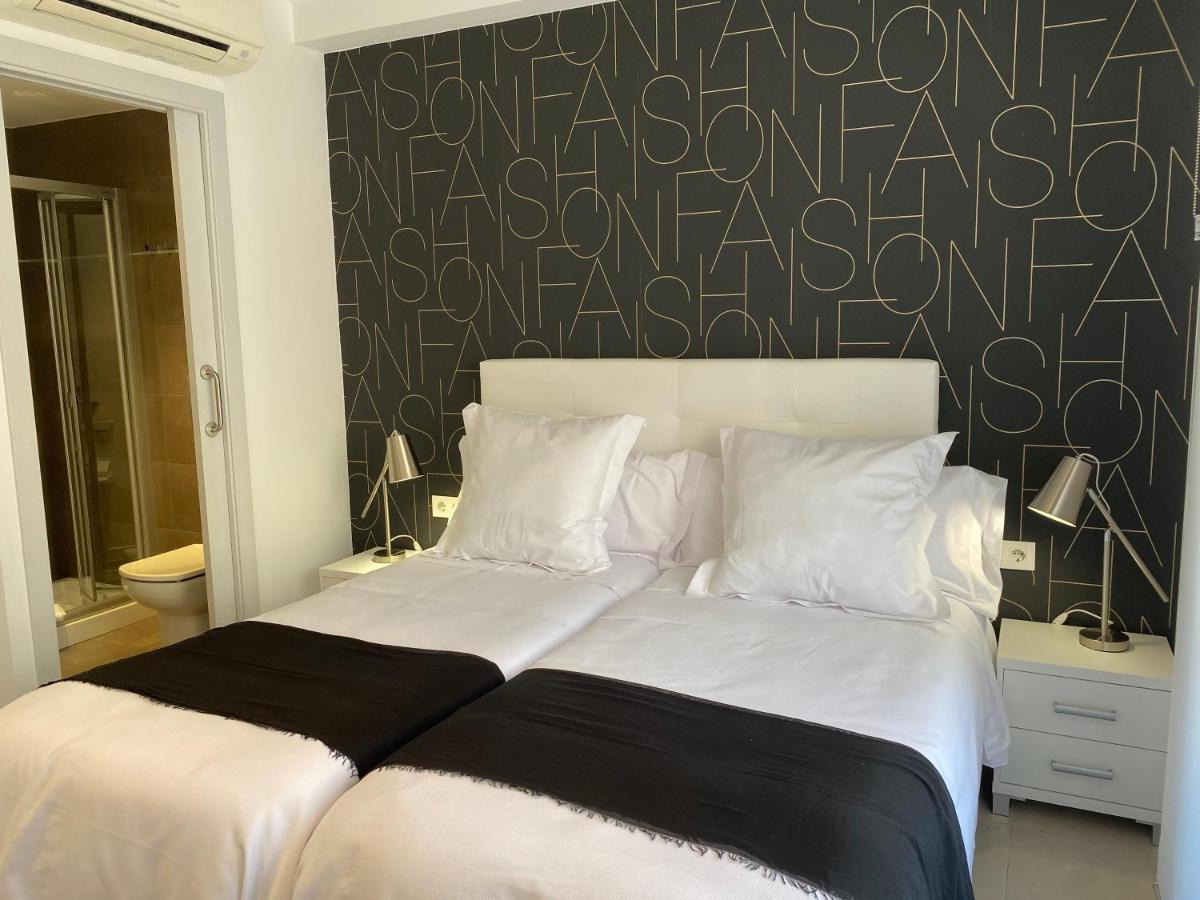 Hostal Somnis Suria Eksteriør billede